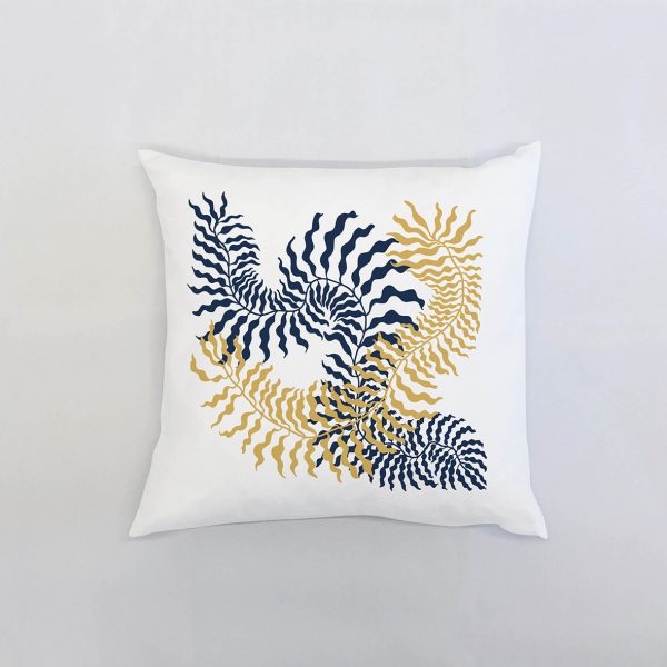 navy gold ferns Λευκό μαξιλάρι από 100% βαμβάκι, και σχέδιο με μπλε και χρυσή φτέρη